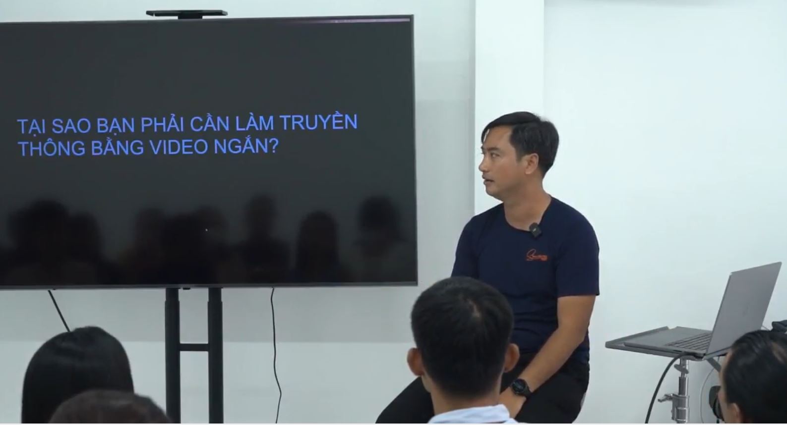 QUAY VÀ DỰNG VIDEO TIKTOK - SAM NGUYỄN